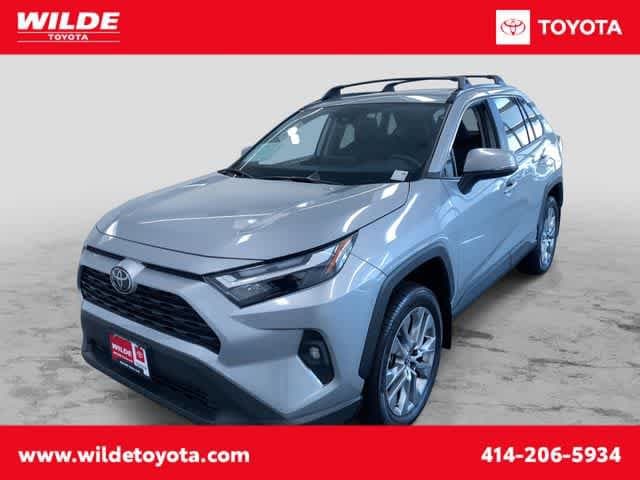 Thumbnail: 2022 Toyota RAV4 - 1
