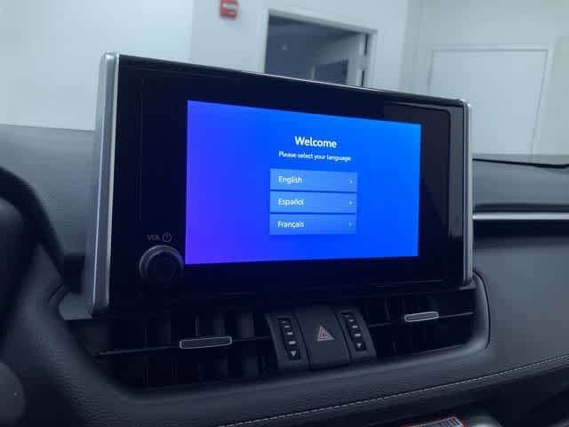 Thumbnail: 2025 Toyota RAV4 - 21