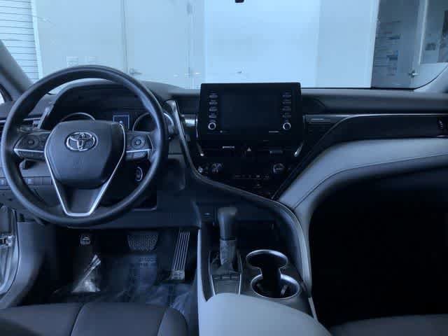 Thumbnail: 2022 Toyota Camry - 17