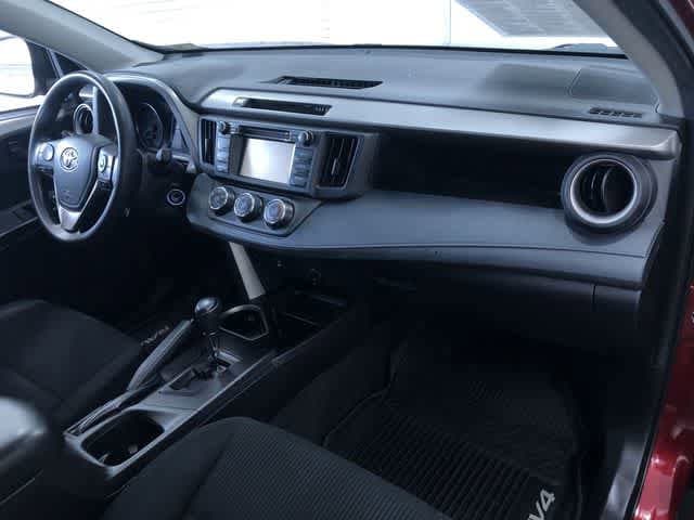 Thumbnail: 2018 Toyota RAV4 - 15