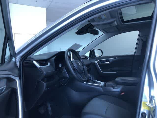 Thumbnail: 2023 Toyota RAV4 - 10