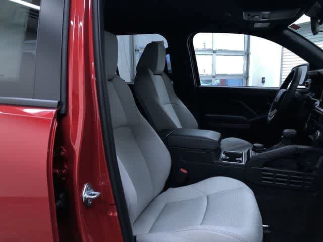 Thumbnail: 2025 Toyota 4Runner - 14