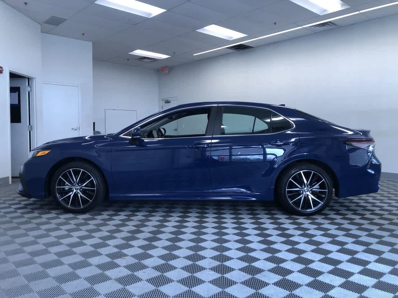 2024 Toyota Camry SE 11