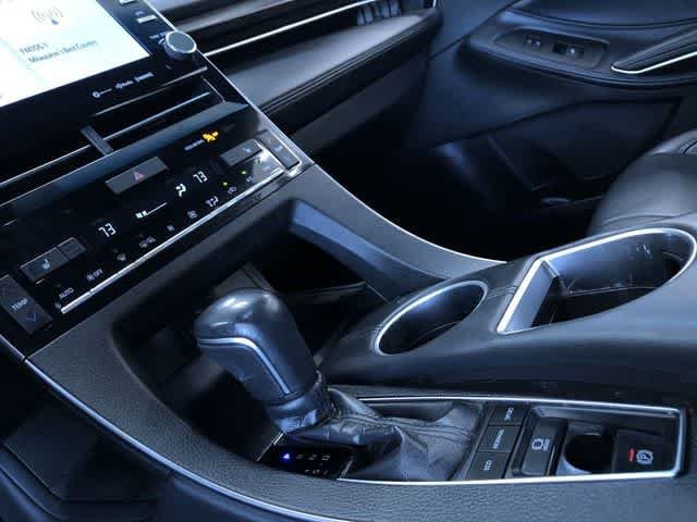 Thumbnail: 2020 Toyota Avalon - 30