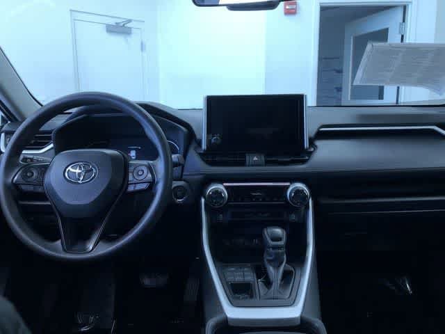 Thumbnail: 2025 Toyota RAV4 - 17