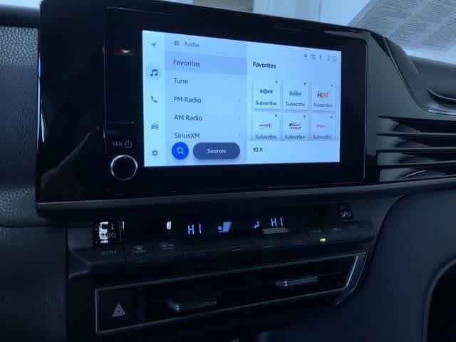 Thumbnail: 2025 Toyota Camry - 28