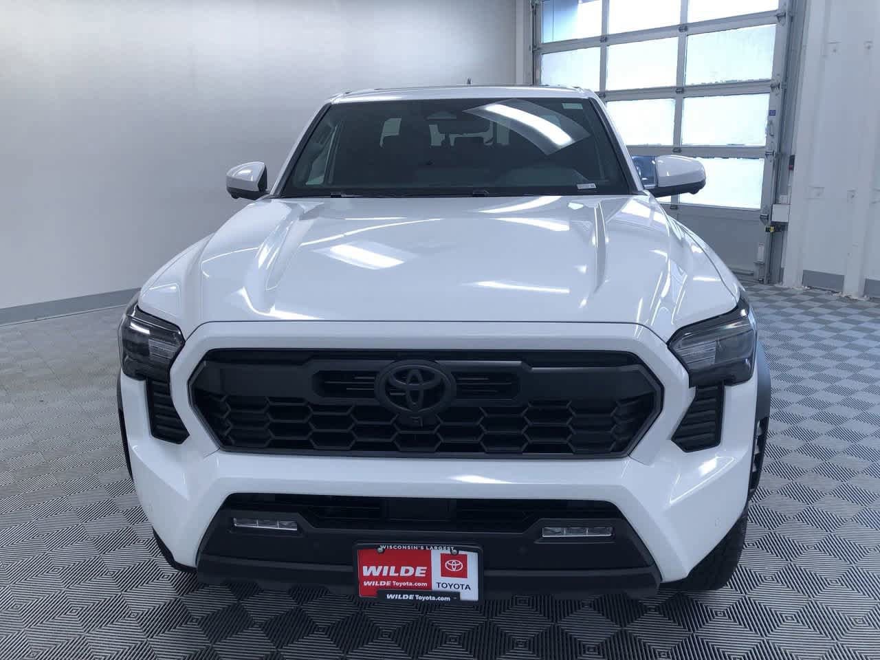 2025 Toyota Tacoma TRD Off-Road 8