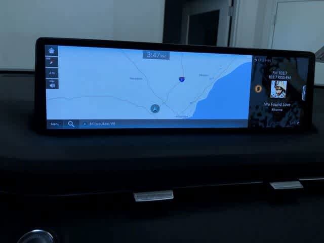 Thumbnail: 2023 Genesis GV70 - 30