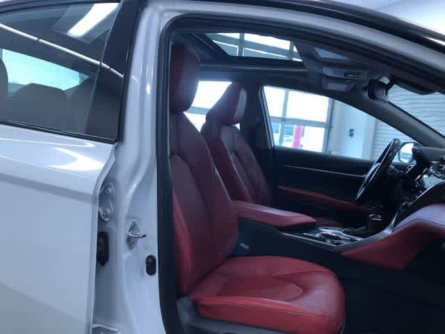 Thumbnail: 2020 Toyota Camry - 24