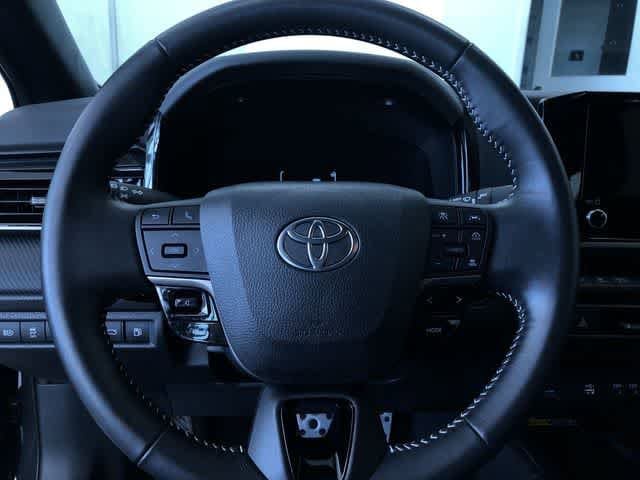Thumbnail: 2025 Toyota Camry - 23