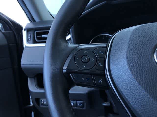 Thumbnail: 2021 Toyota RAV4 - 26