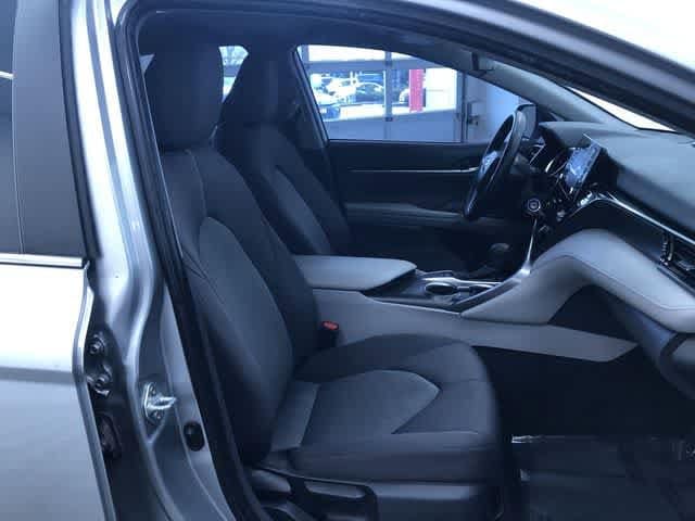 Thumbnail: 2022 Toyota Camry - 22