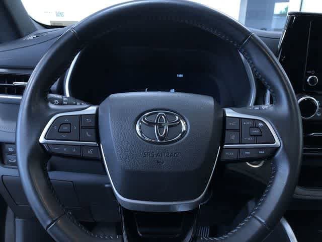 Thumbnail: 2025 Toyota Highlander - 23