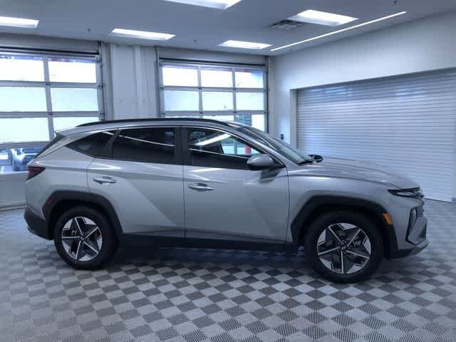 Thumbnail: 2025 Hyundai Tucson - 35