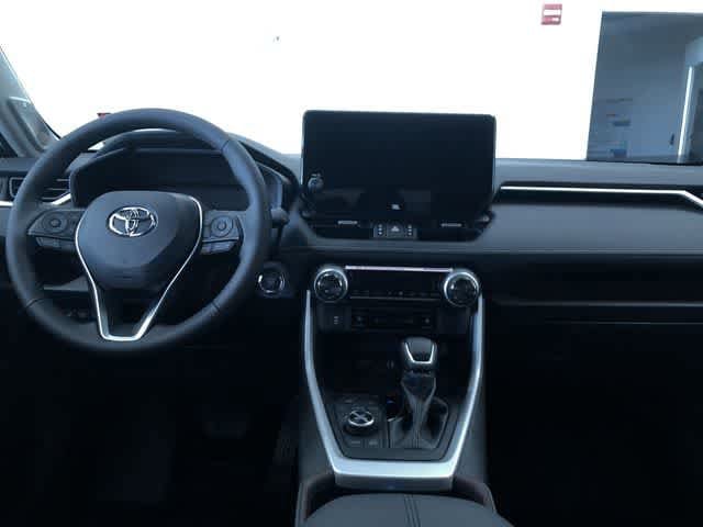 Thumbnail: 2025 Toyota RAV4 - 9