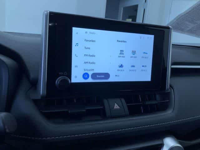 Thumbnail: 2025 Toyota RAV4 - 28