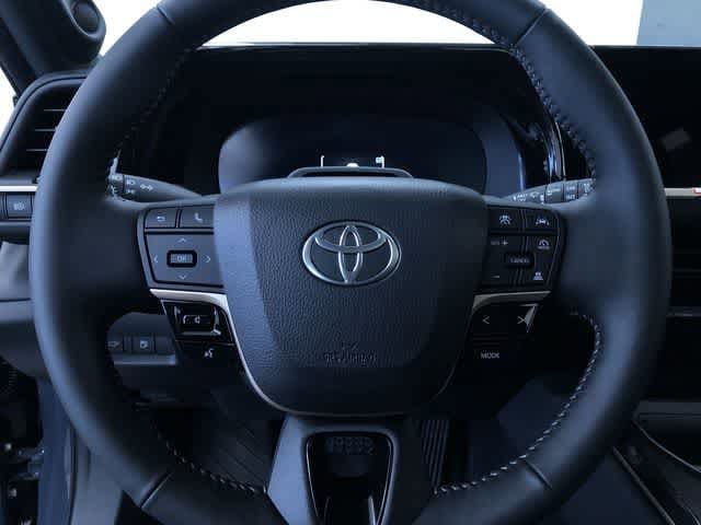 Thumbnail: 2025 Toyota Crown Signia - 16