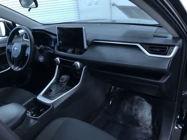 Thumbnail: 2025 Toyota RAV4 - 23