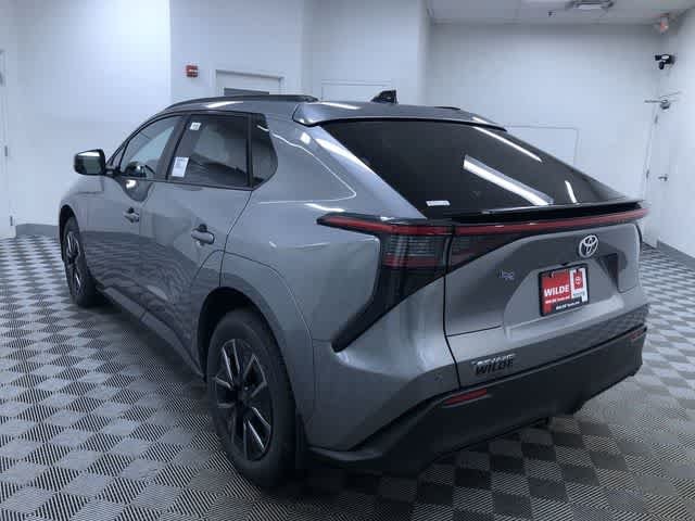 2026 Toyota bZ XLE - Photo 12