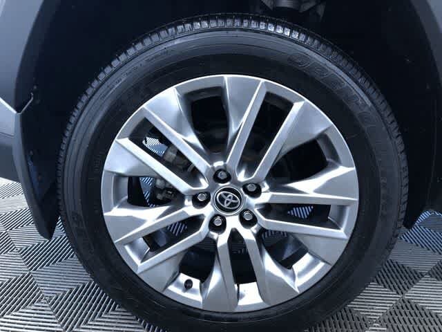 Thumbnail: 2024 Toyota RAV4 - 16