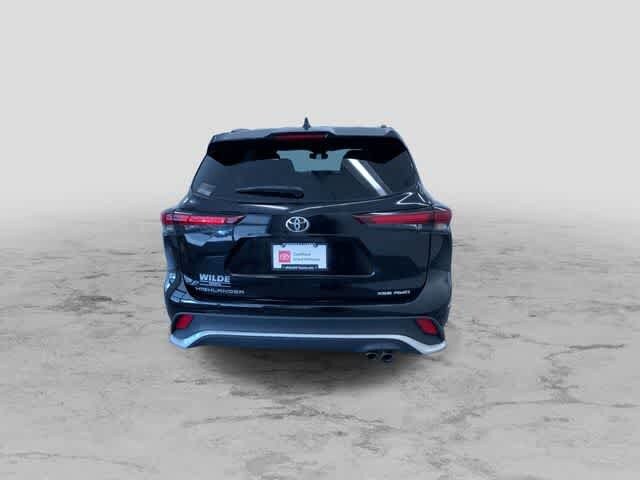 Thumbnail: 2025 Toyota Highlander - 8