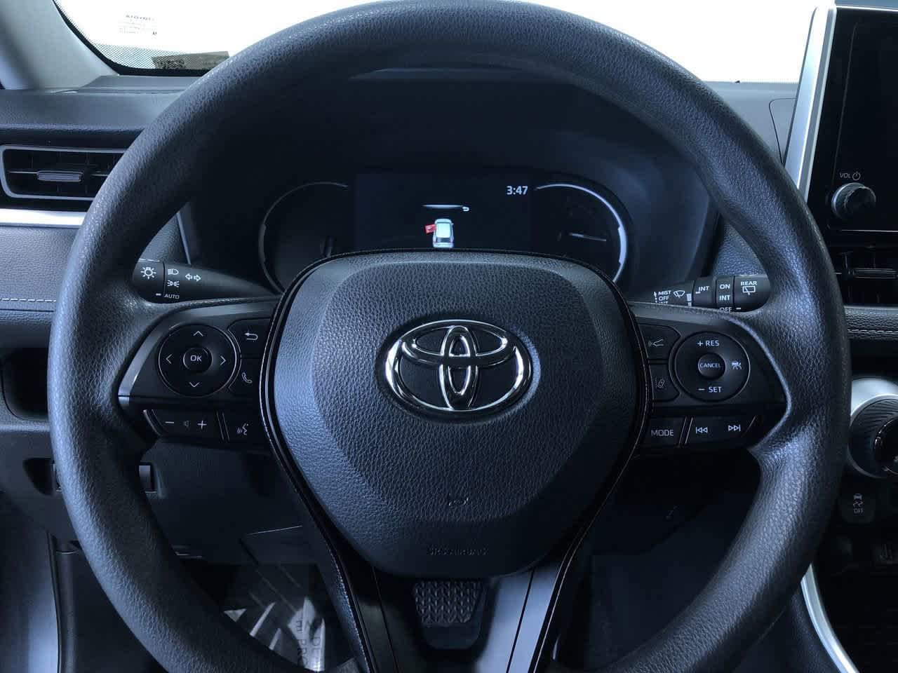 Thumbnail: 2024 Toyota RAV4 - 25