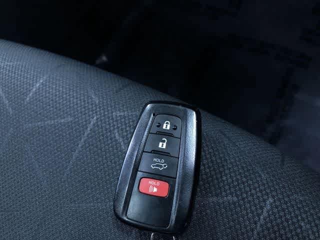 Thumbnail: 2025 Toyota RAV4 - 30