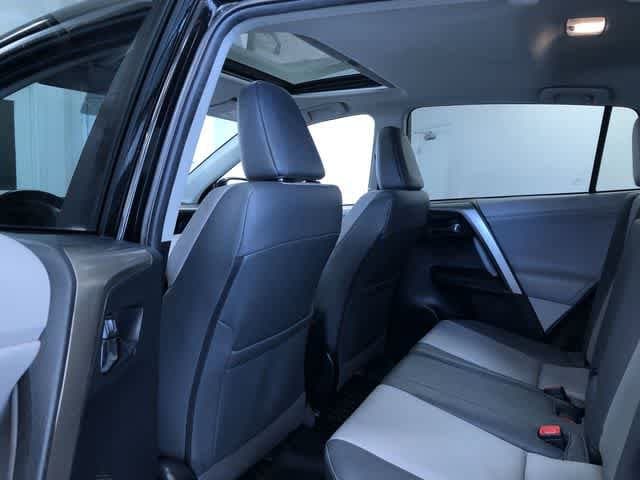 Thumbnail: 2013 Toyota RAV4 - 20