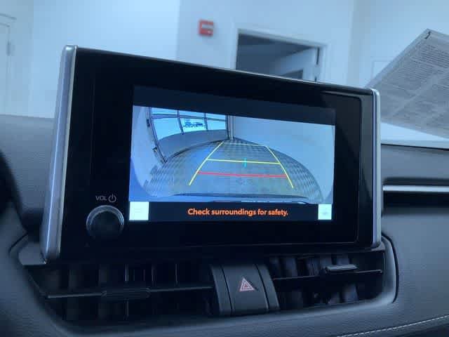 Thumbnail: 2025 Toyota RAV4 - 27