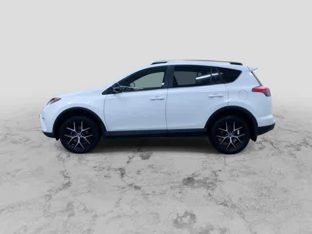 Thumbnail: 2018 Toyota RAV4 - 6