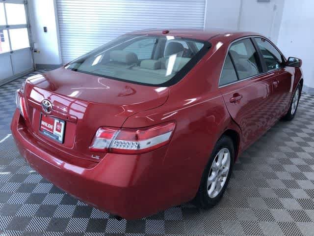 Thumbnail: 2011 Toyota Camry - 32