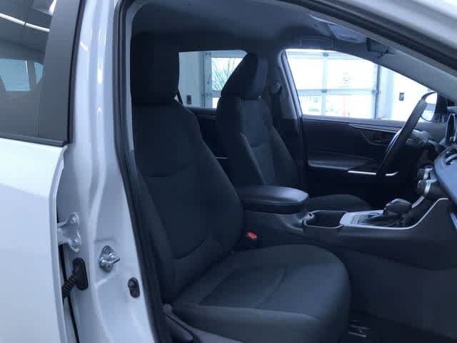 Thumbnail: 2025 Toyota RAV4 - 22