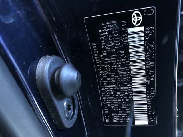 Thumbnail: 2025 Toyota Corolla - 32