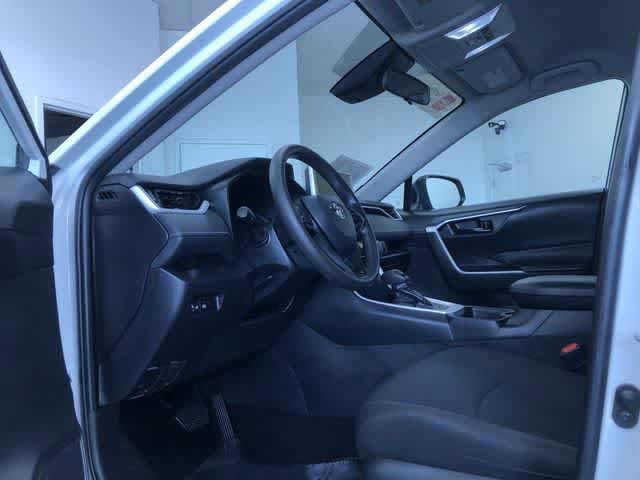 Thumbnail: 2024 Toyota RAV4 - 10