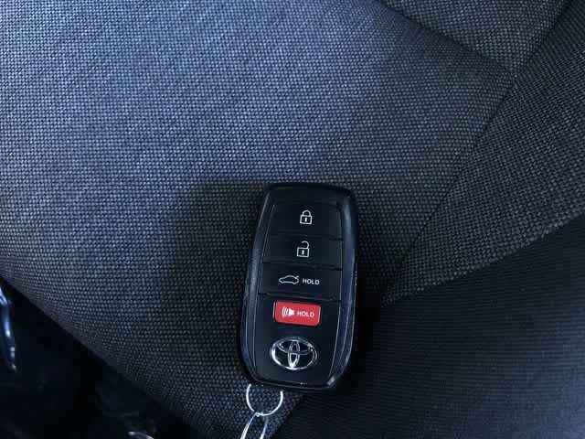 Thumbnail: 2025 Toyota Camry - 33