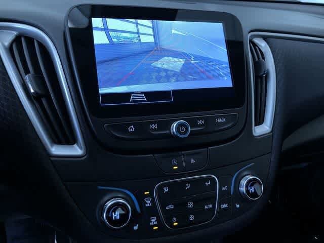 Thumbnail: 2024 Chevrolet Malibu - 28