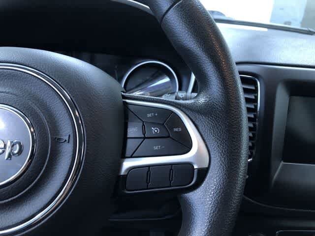 Thumbnail: 2019 Jeep Compass - 18