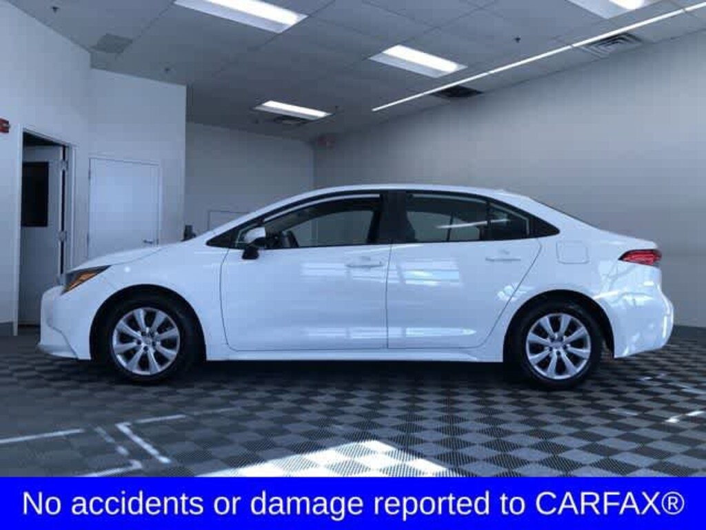 Used 2024 Toyota Corolla LE Car