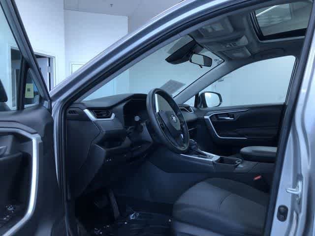 Thumbnail: 2025 Toyota RAV4 - 10