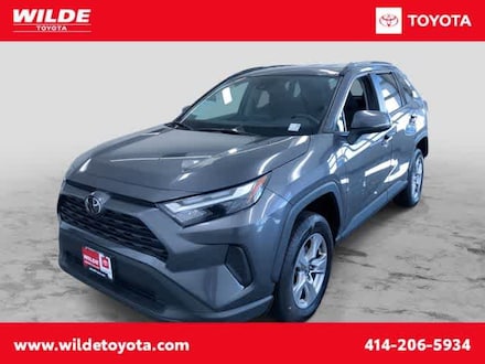 Shop 2022 Toyota RAV4 XLE Sport Utility For Sale Milwaukee, Wisconsin