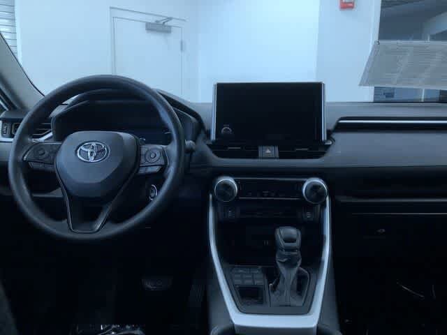 Thumbnail: 2025 Toyota RAV4 - 17