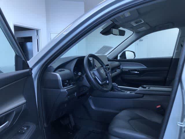 Thumbnail: 2025 Toyota Grand Highlander - 12