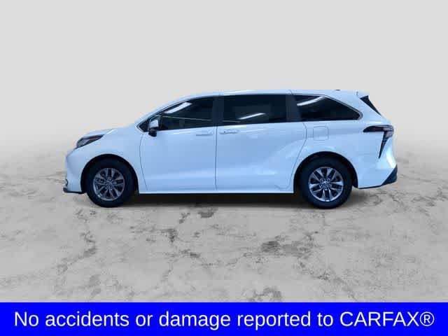 Thumbnail: 2023 Toyota Sienna - 6