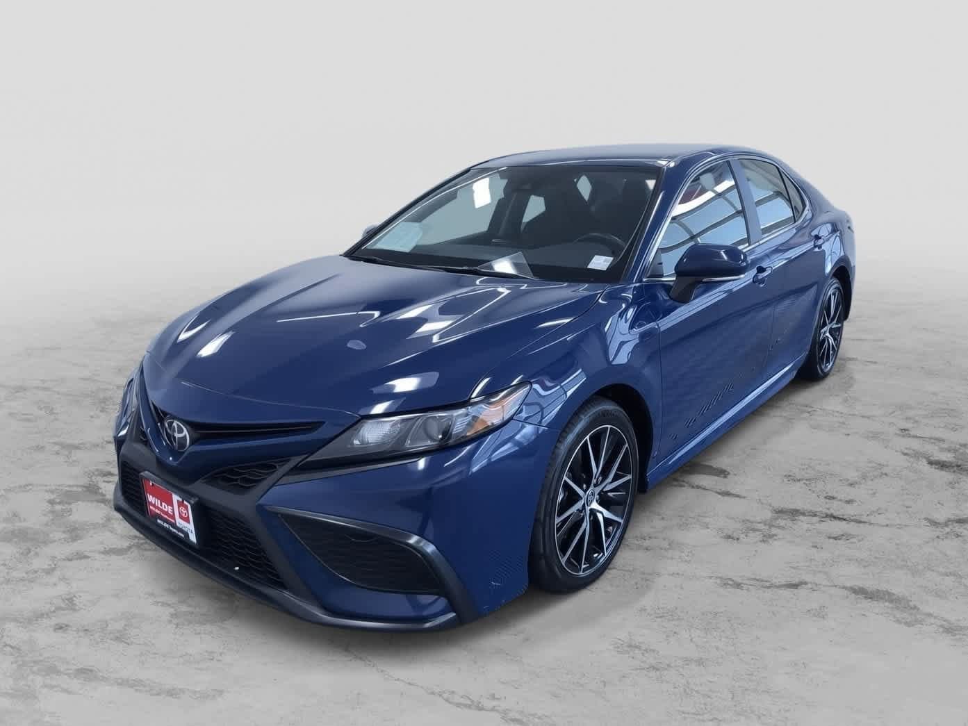 2024 Toyota Camry SE -
                  West Allis, WI