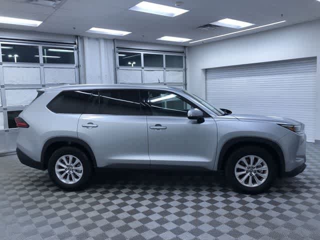 Thumbnail: 2025 Toyota Grand Highlander - 37