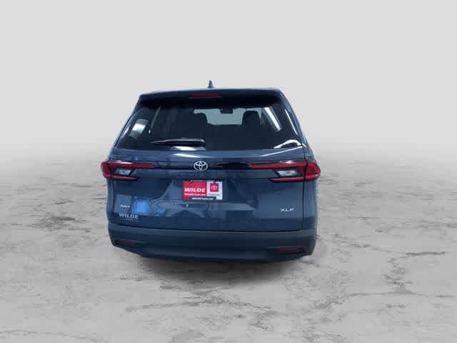 Thumbnail: 2025 Toyota Grand Highlander - 9