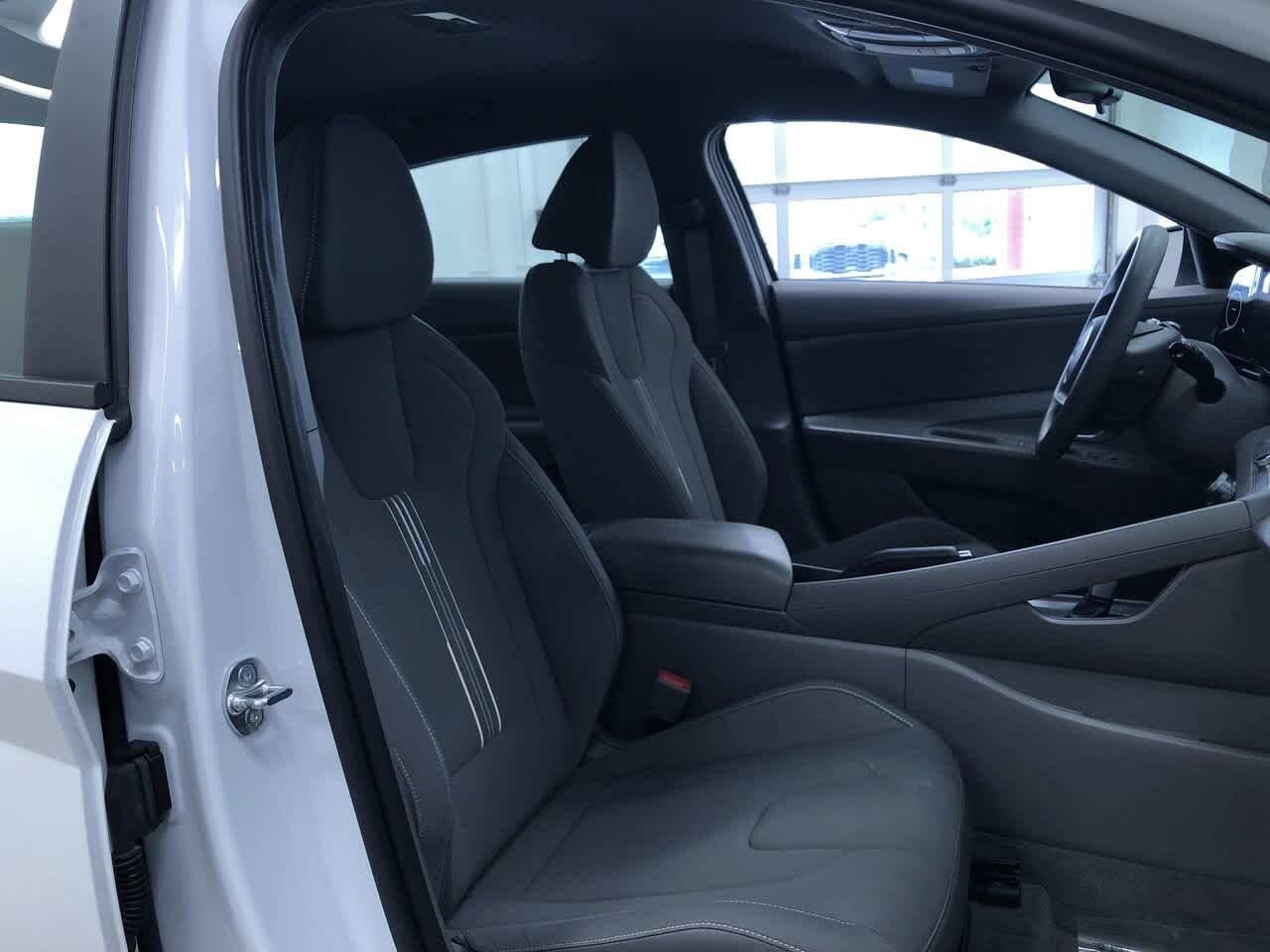 2024 Hyundai Elantra SEL 22