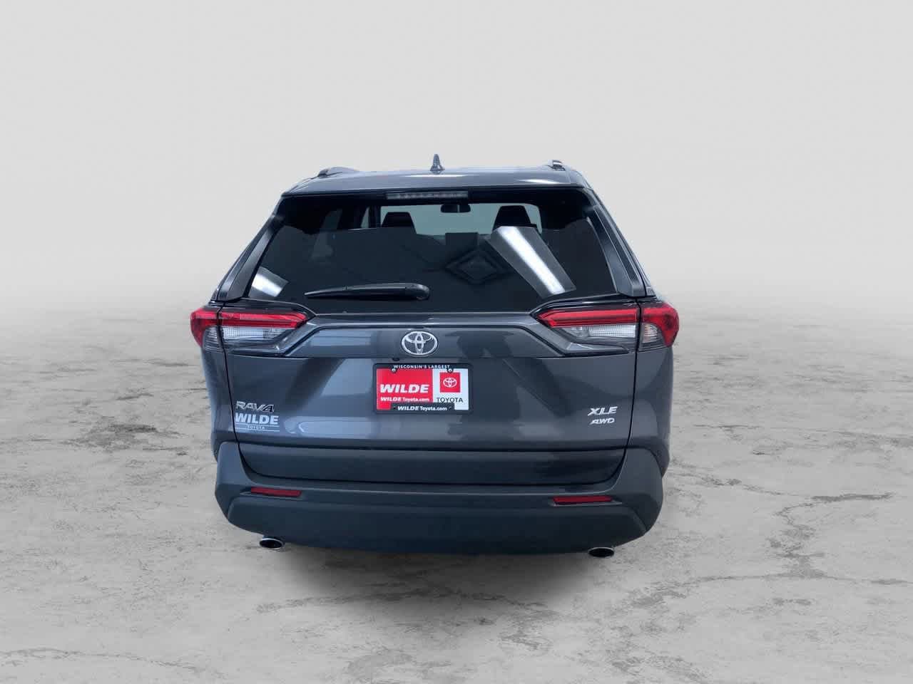 2024 Toyota RAV4 XLE 8