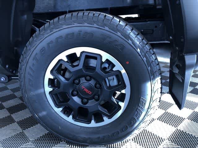 Thumbnail: 2025 Toyota Tacoma - 10