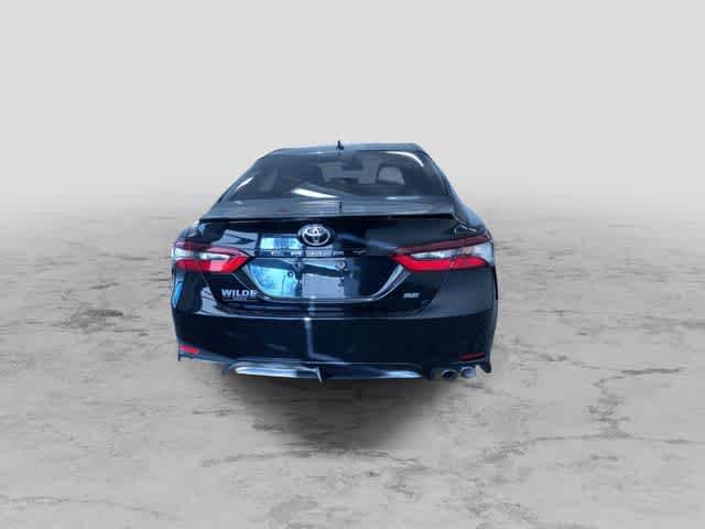 Thumbnail: 2022 Toyota Camry - 8